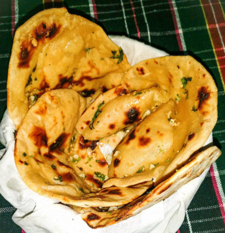 [ Home Made] Butter Garlic Naan