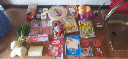 This is a 30€ shopping in Spain