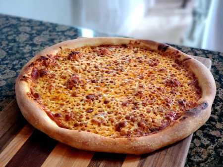 Cheese pizza