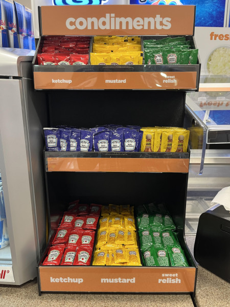 The way this convenience store organized its condiments