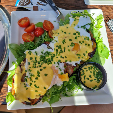 A pretty well made eggs benedict