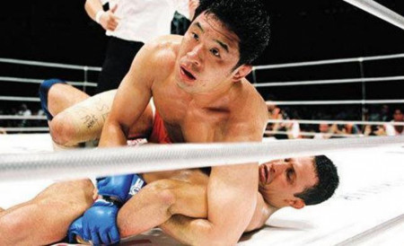 Kazushi Sakuraba breaking Renzo Gracie’s arm, August 27 2000