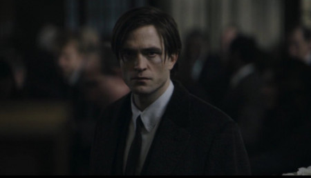 New image of Bruce Wayne (Robert Pattinson) in &#039;The Batman&#039;