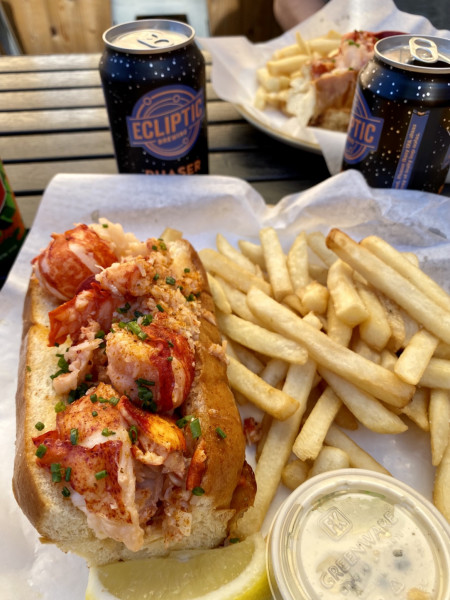 Lobster roll