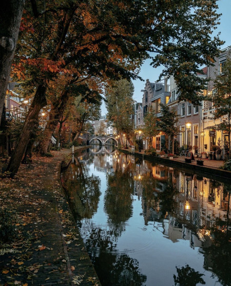 Good morning, from the canals of Utrecht