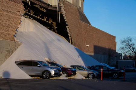 Wall collapses at Morton Salt building in Chicago