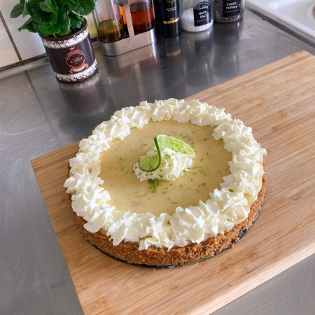 Been wanting to try Key Lime pie for a while, finally made one