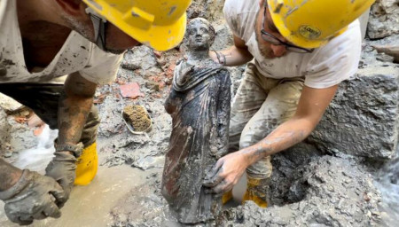 They just found 24 ancient Roman and Etruscan bronze statues in San Casciano, Tuscany