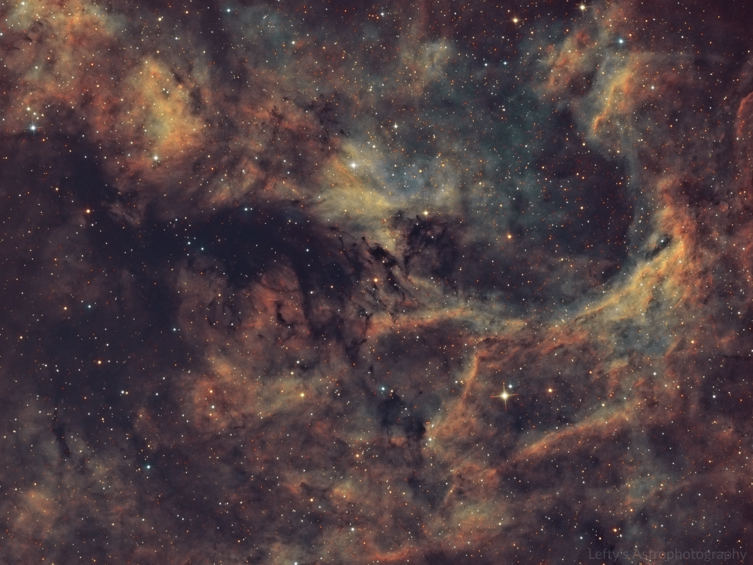 Nebulosity around NGC 6914