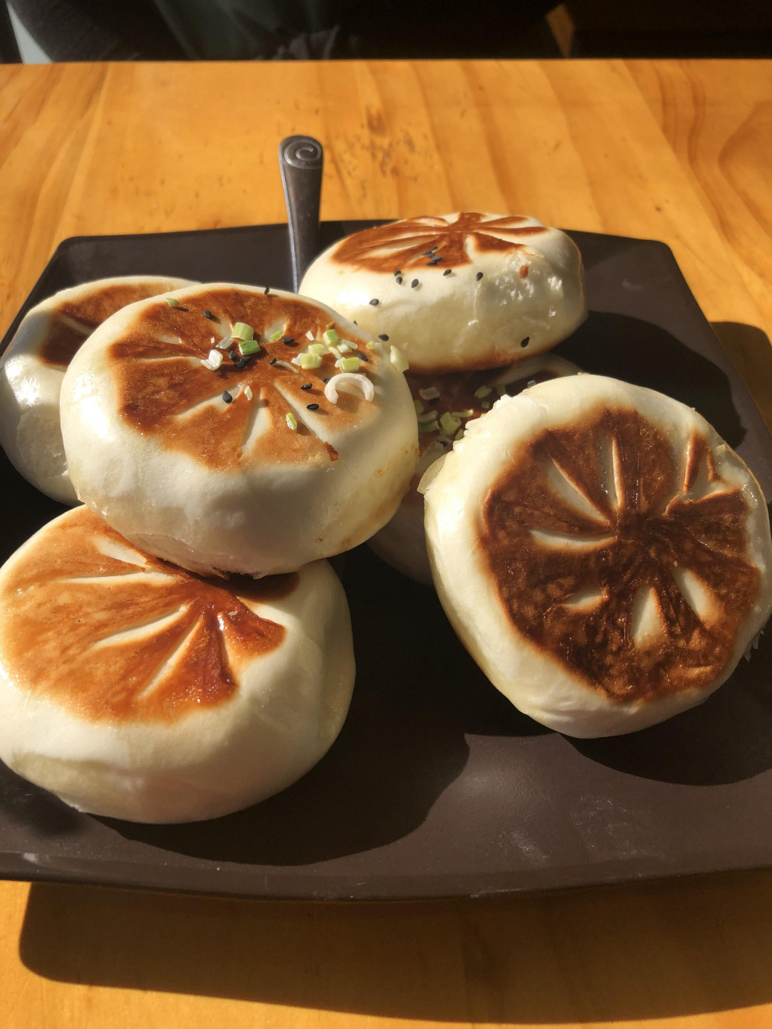 Pan-fried barbeque pork buns