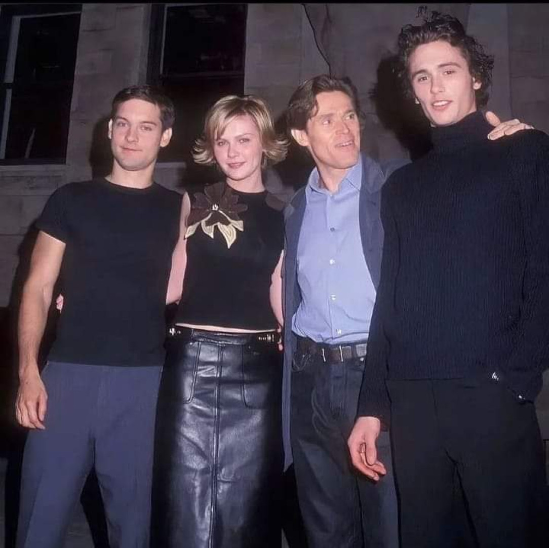 The cast of Spider Man at the premiere in 2002