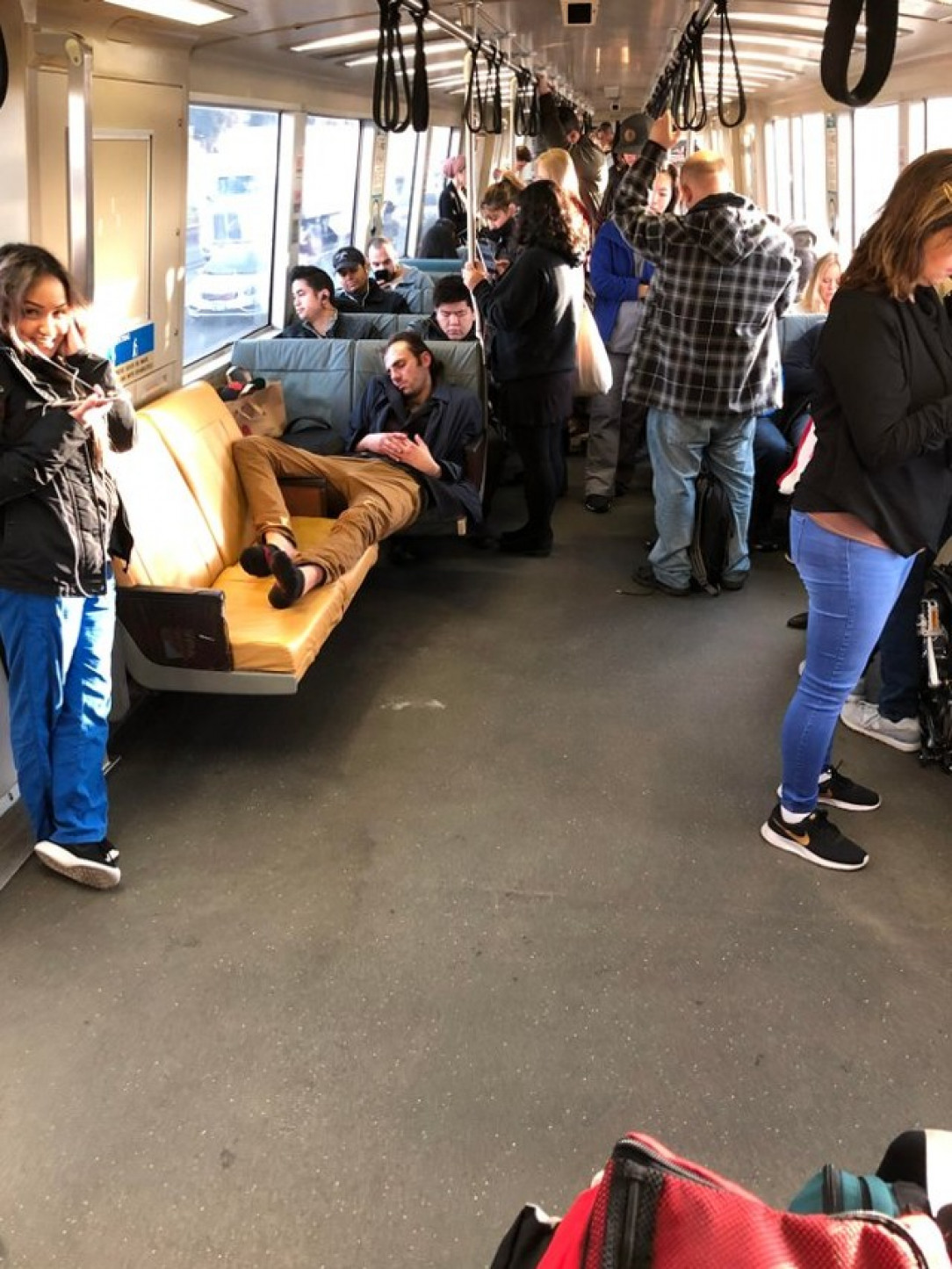 This man taking up 4 seats on public transit