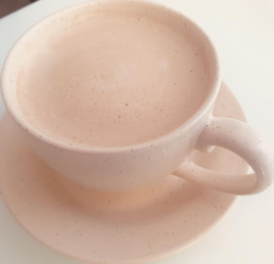How my coffee blends into the cup