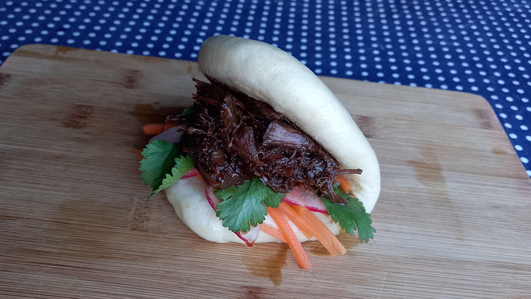 Sichuan beef cheek bao