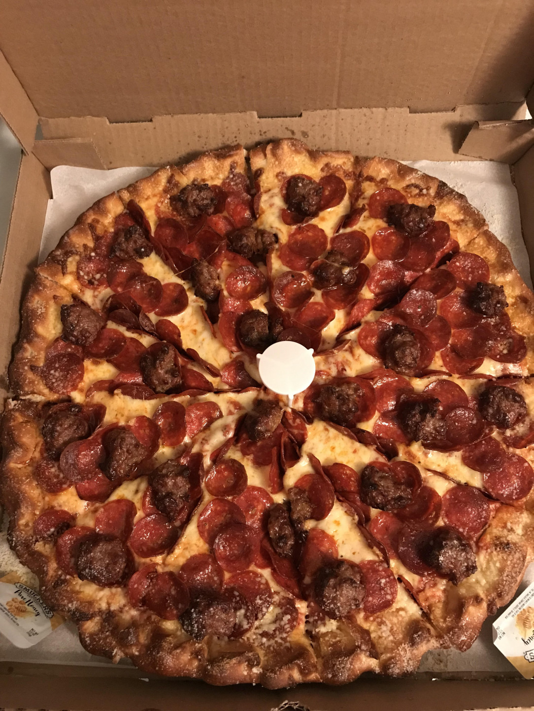 Pepperoni and sausage pie, Edison&#039;s Pub, Cleveland, OH