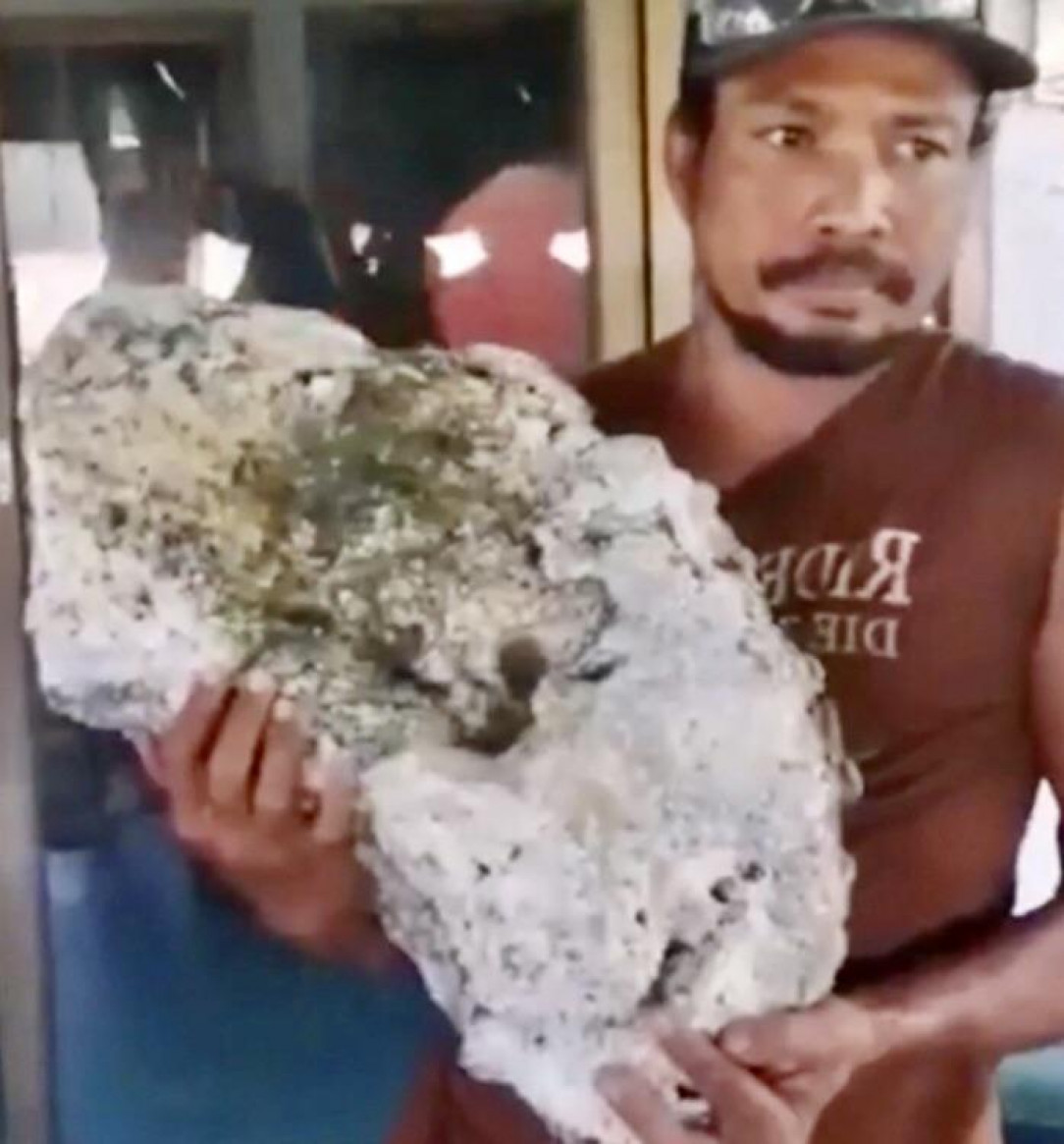 Beach scavenger finds &#039;lump of whale vomit worth £500, 000&#039; while looking for recyclable waste on a Thai beach