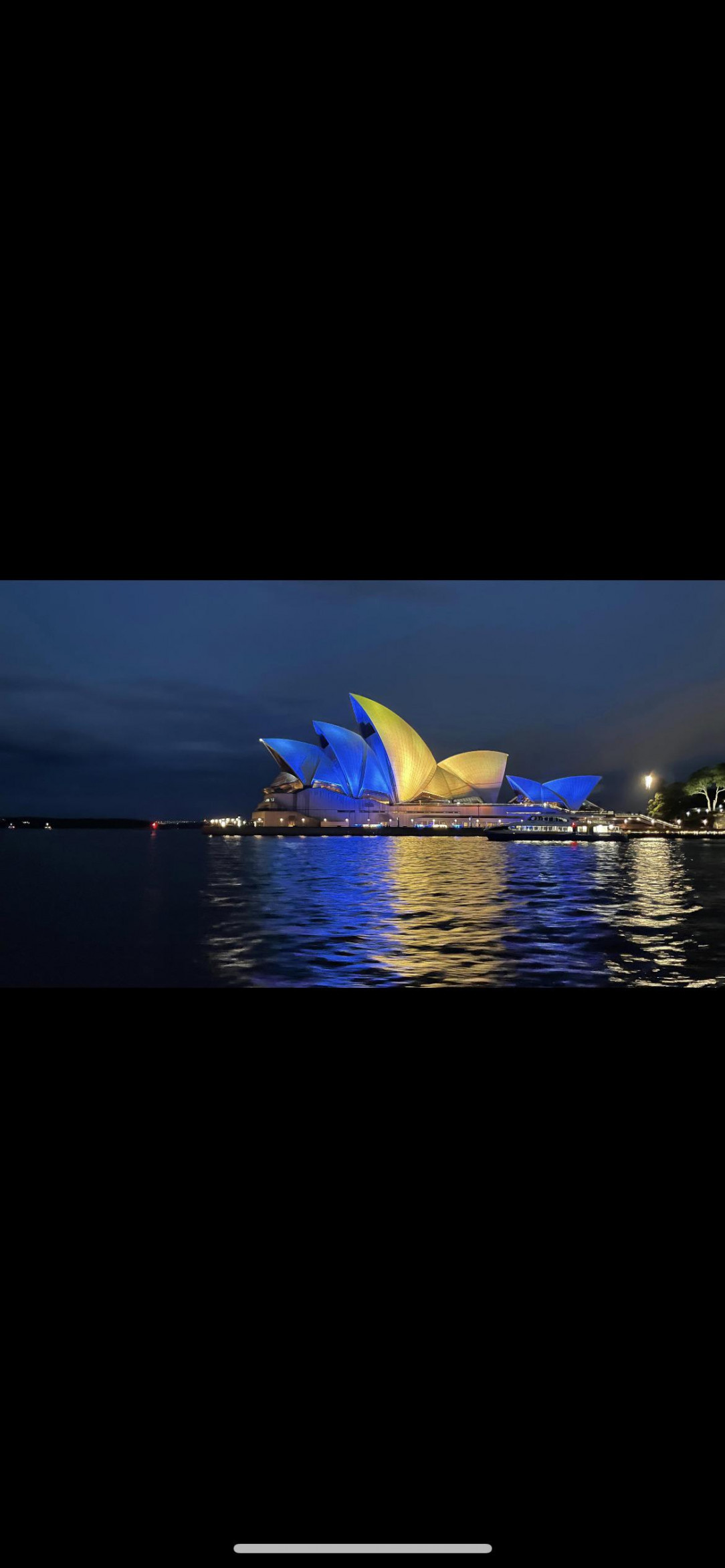 Sydney lights up the Sydney Opera House in support of Ukraine