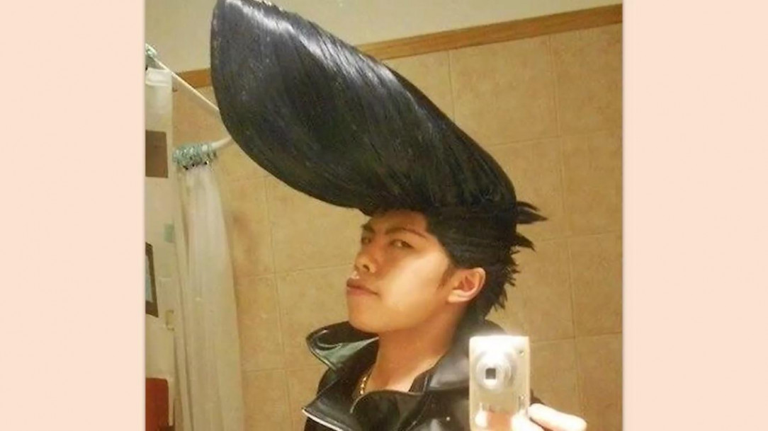 Omega-jouske, user of hair spray and defeaters of hair-haters