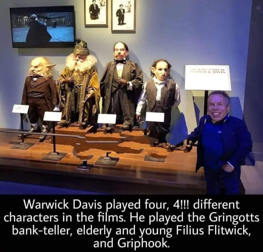 Warwick Davis. The Legend