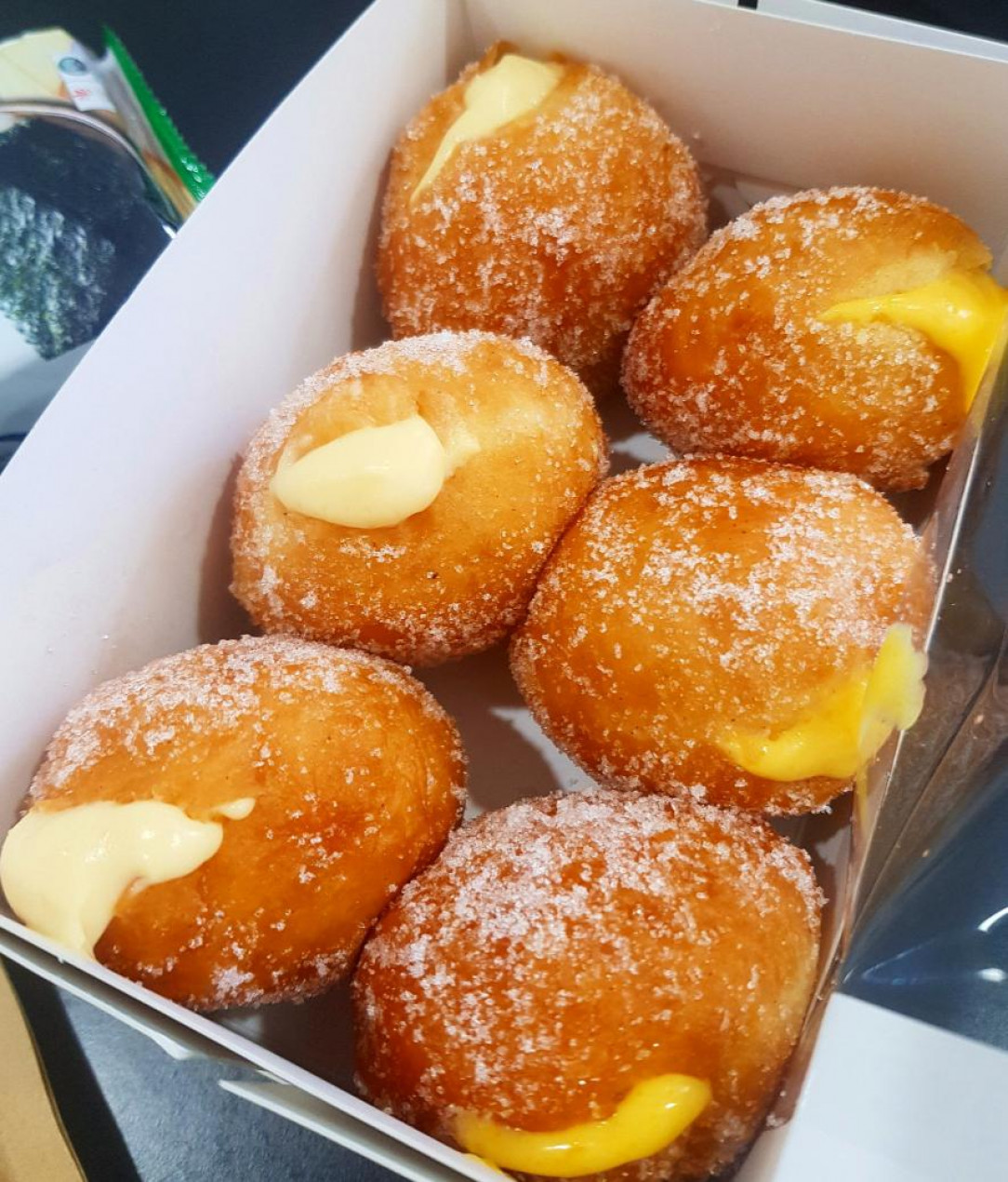 Custard and Lemon Bombolinis