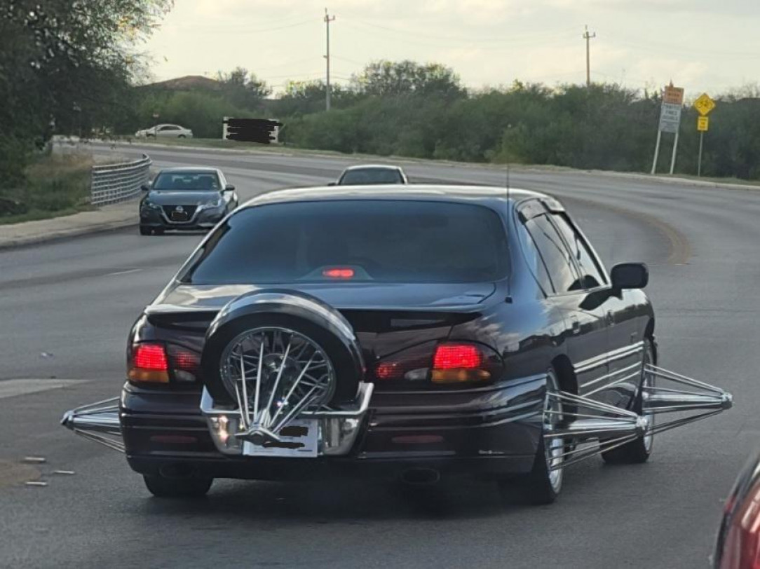 how in the hell are extended tire rims not illegal?