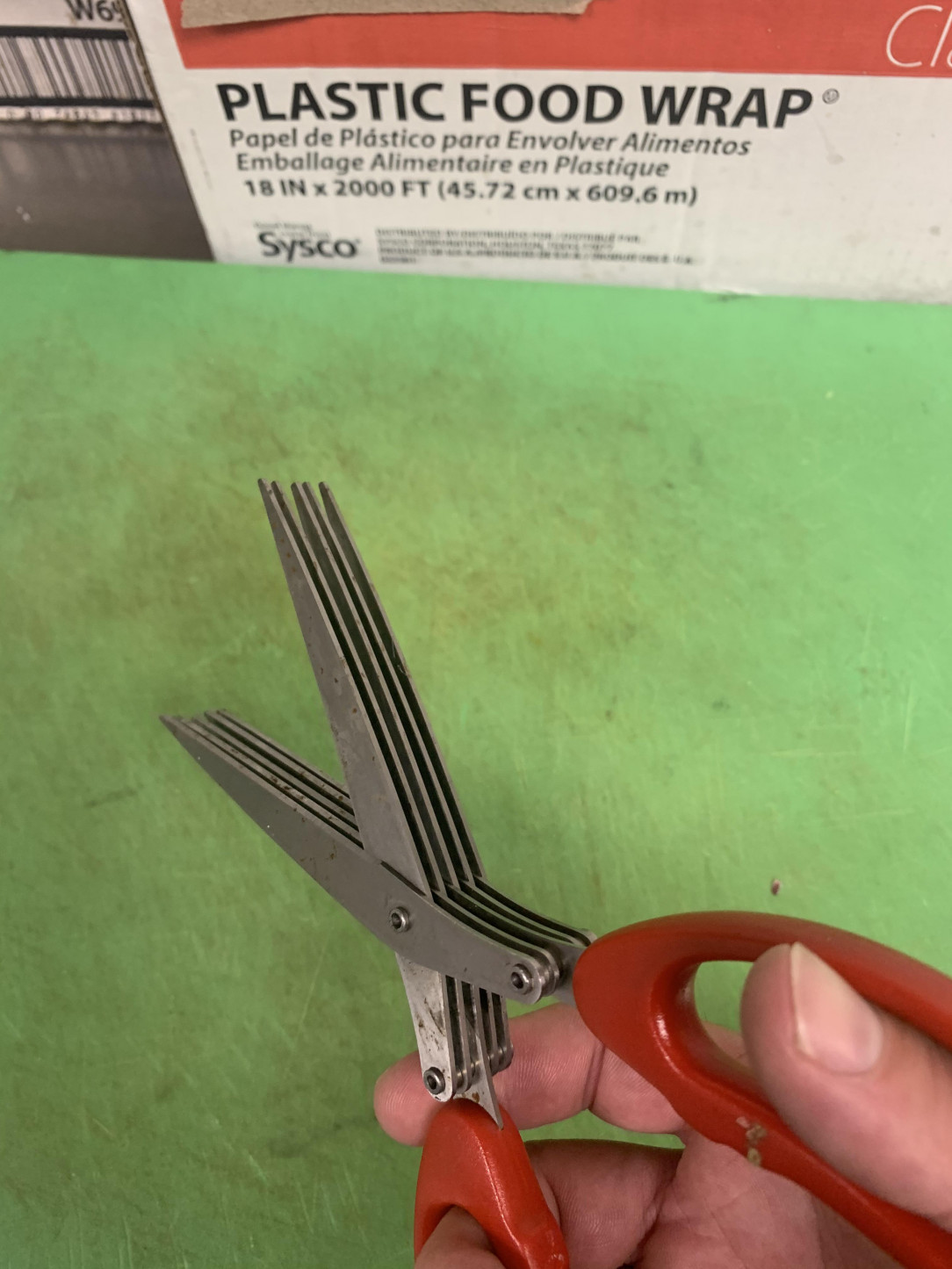 These ‘herb scissors’ are wild