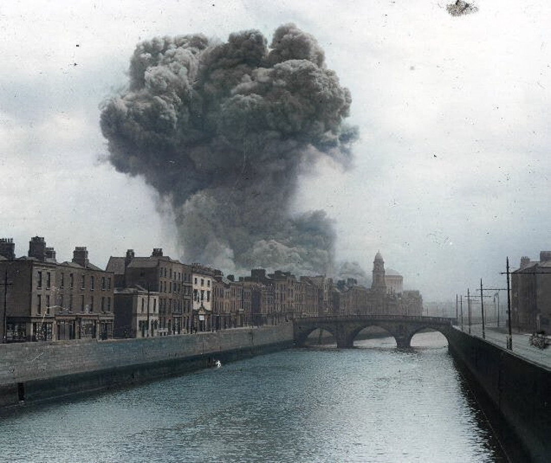 100 Years Ago Today (28 June 1922) Smoke rises from the Four Courts, Dublin on the first day of the Irish Civil War