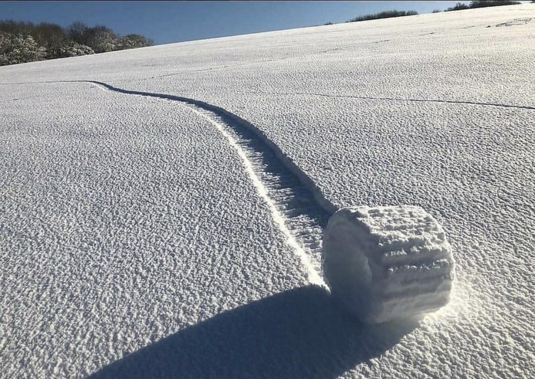 A snow roller caused by the wind can get up to a size of a car