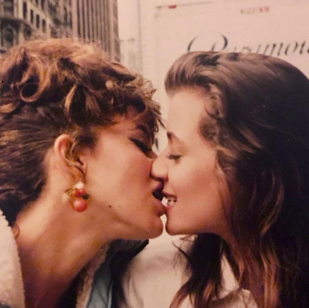 Jennifer Grey and Mia Sara on the set of Ferris Bueller&#039;s Day Off, 1986