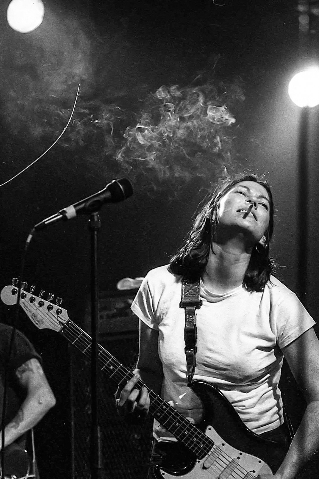 Kim Deal, Playing Guitar In Her Band The Breeders. 1993