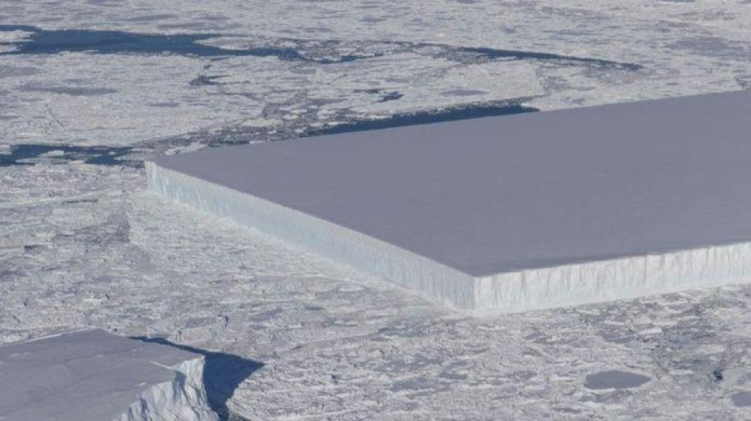 NASA finds a perfectly cut, trillion-ton rectangular iceberg floating off of the Larsen C ice shelf