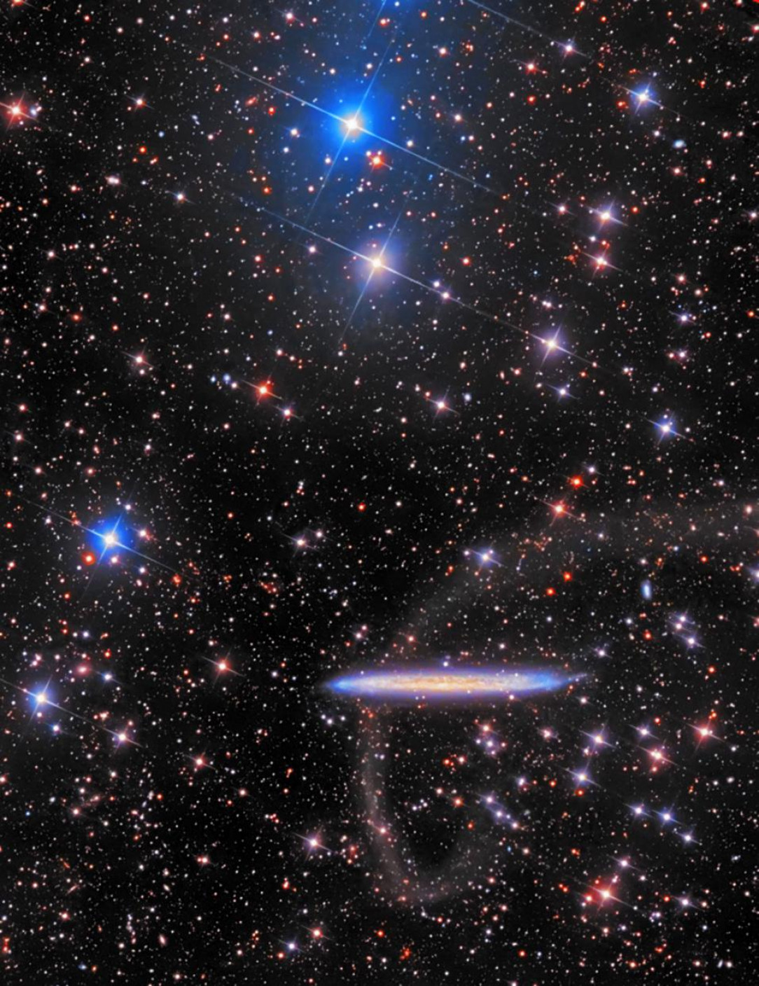 *NGC 5907 with a extremely faint tidal stream shot for more than 25+hrs